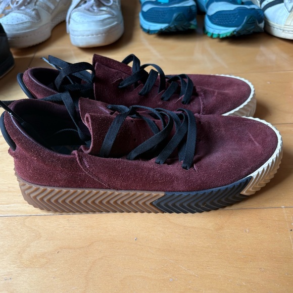 M Size 7. Alexander Wang x adidas. Used but great conditionin - Picture 5 of 6